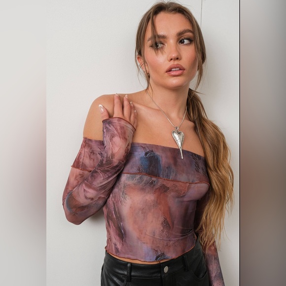 Semi sheer off shoulder crop top - Picture 2 of 5